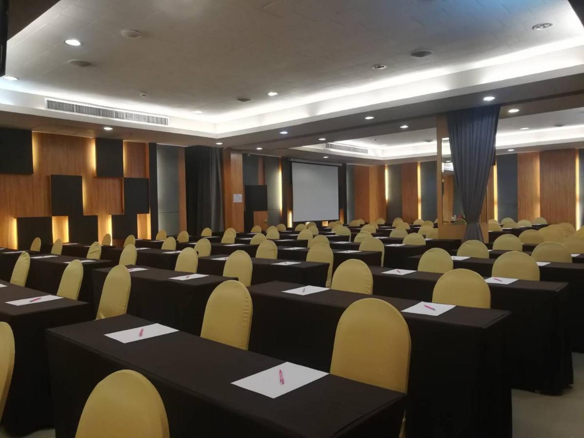 Mantra Varee Hotel Khon Kaen Exterior photo