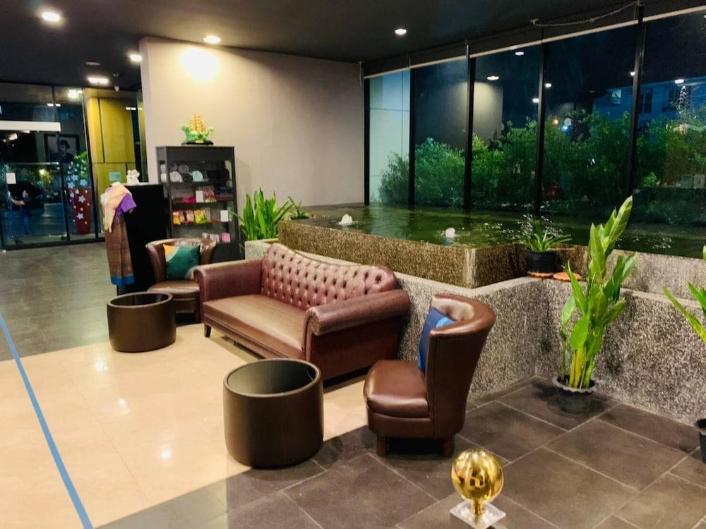 Mantra Varee Hotel Khon Kaen Exterior photo